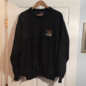 Black Crewneck Ryder Cup Wind Shirt.